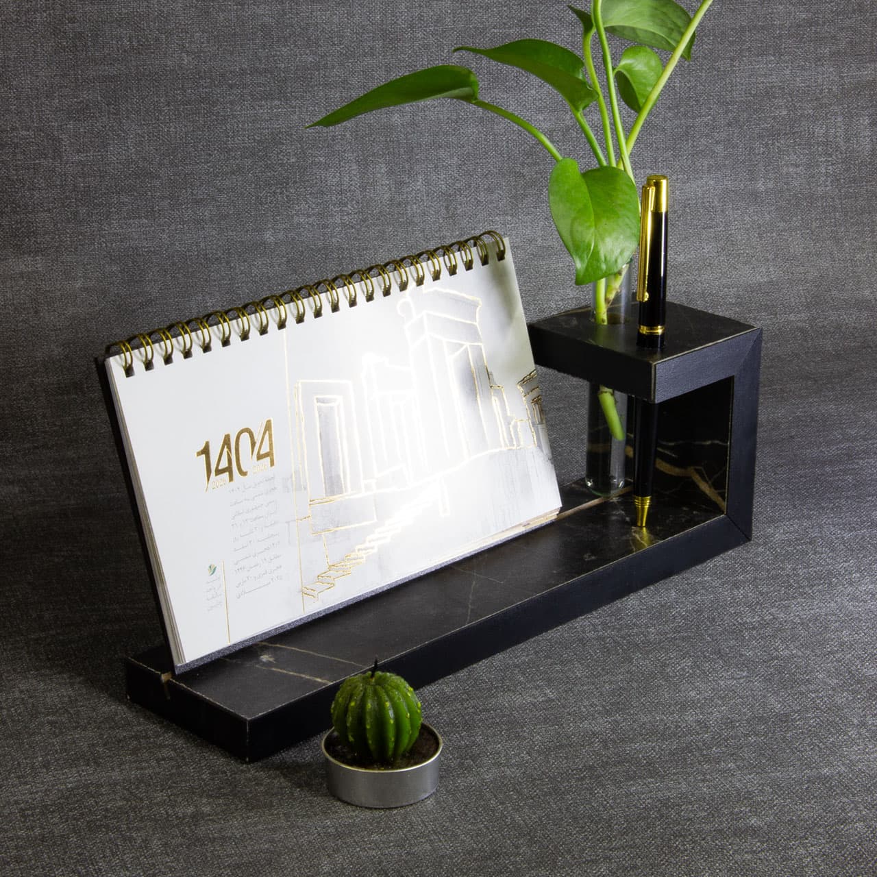 تقویم رومیزی 1404 آنتیک کد 301 — تصویر ۶