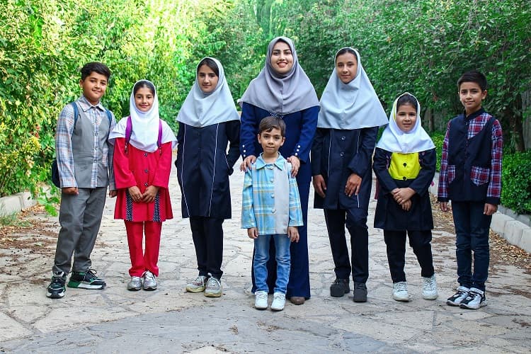 دوره آموزش جامع دوخت لباس فرم مدارس (دخترانه و پسرانه) — تصویر ۱۲