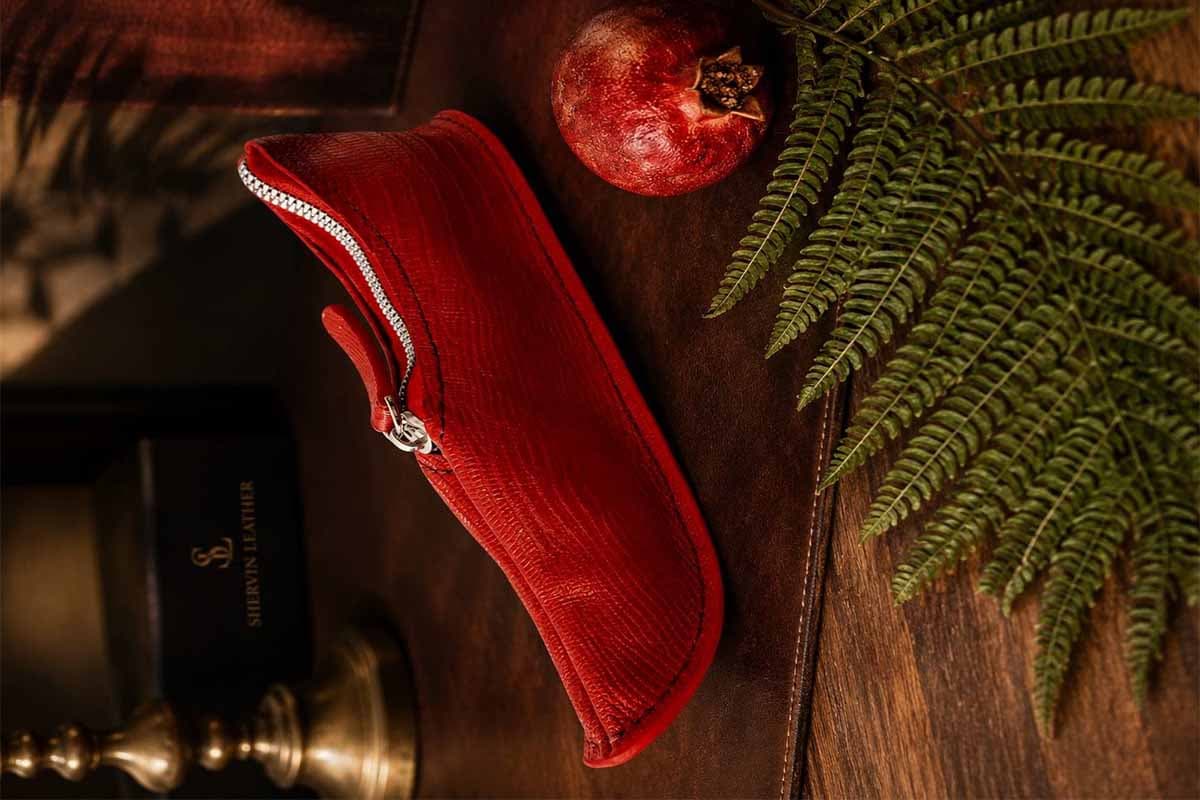 جامدادی چرم طبیعی دست دوز مدل چارق — تصویر ۲