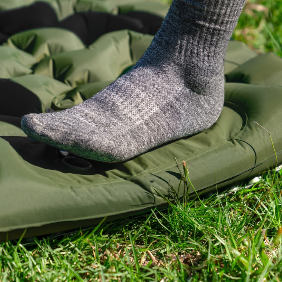 زیرانداز بادی نیچرهایک دو نفره – ضخامت 6.5 سانت – پمپ پدالی Naturehike FC01 Ultralight Double Inflatable Sleeping Pad – CNK2550WS019 — تصویر ۱۲