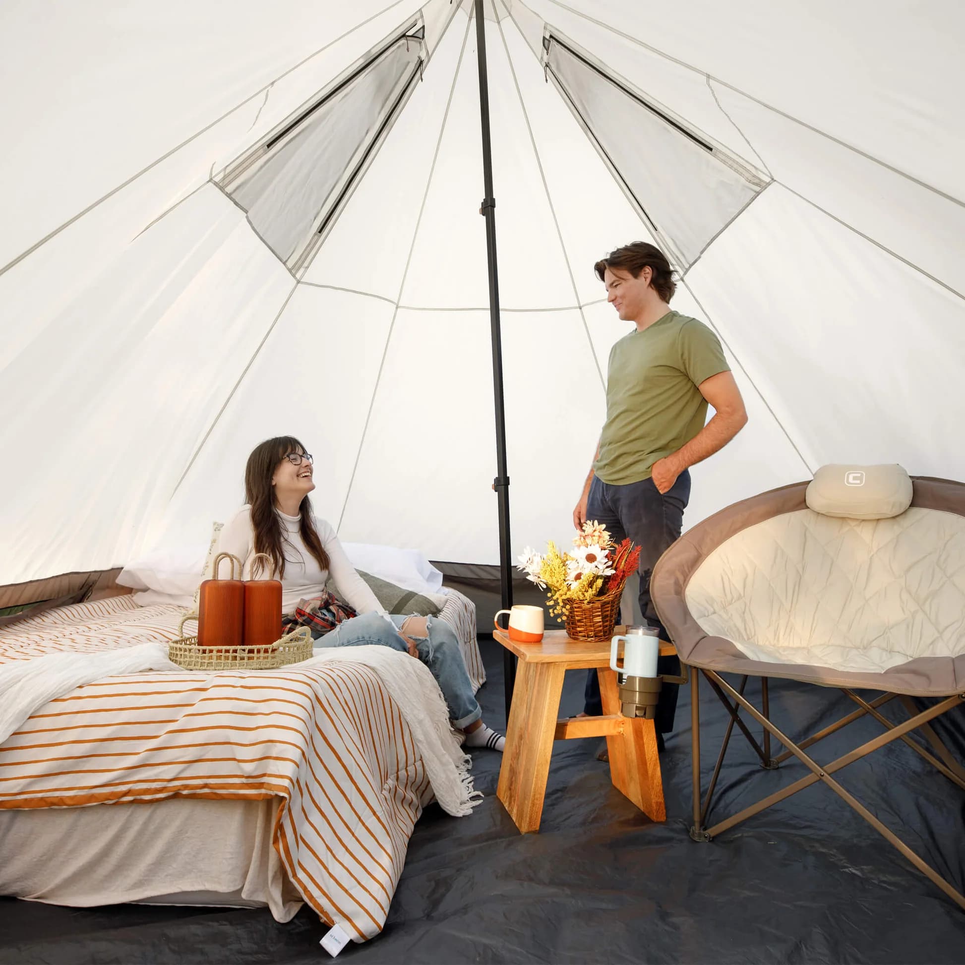 چادر سرخپوستی کر – 6 نفره کمپینگ چراغ دار Core 6 Person Lighted Bell Tent — تصویر ۲