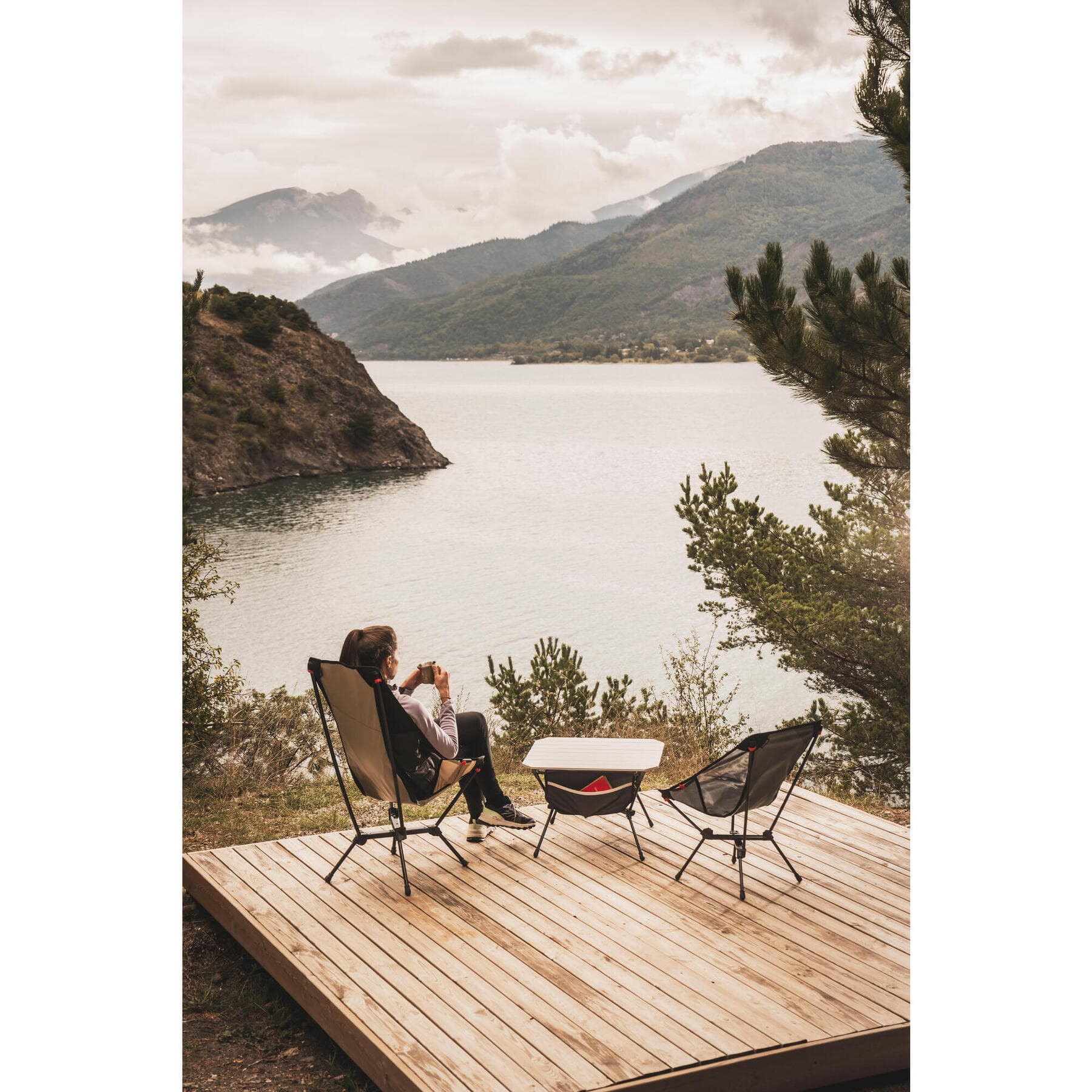 صندلی کچوا – تاشو کمپینگ Quechua Folding and Compact Camping Chair – M – 500 — تصویر ۹