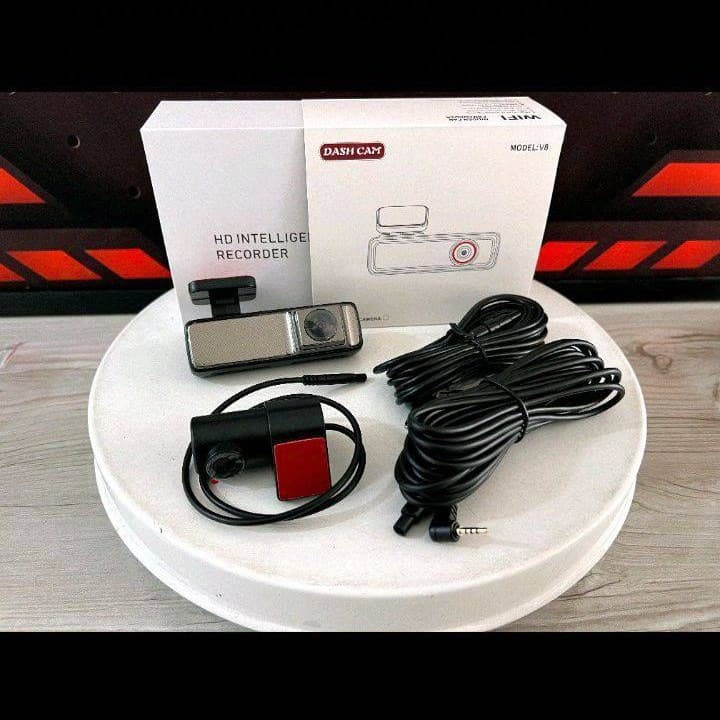 دوربین ثبت وقایع V8 دو دوربینه وای فای دار بدنه فلزی — تصویر ۲