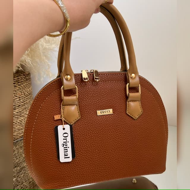 کیف زنانه و دخترانه نیمگرد رنگ ترکیبی عسلی — تصویر ۹