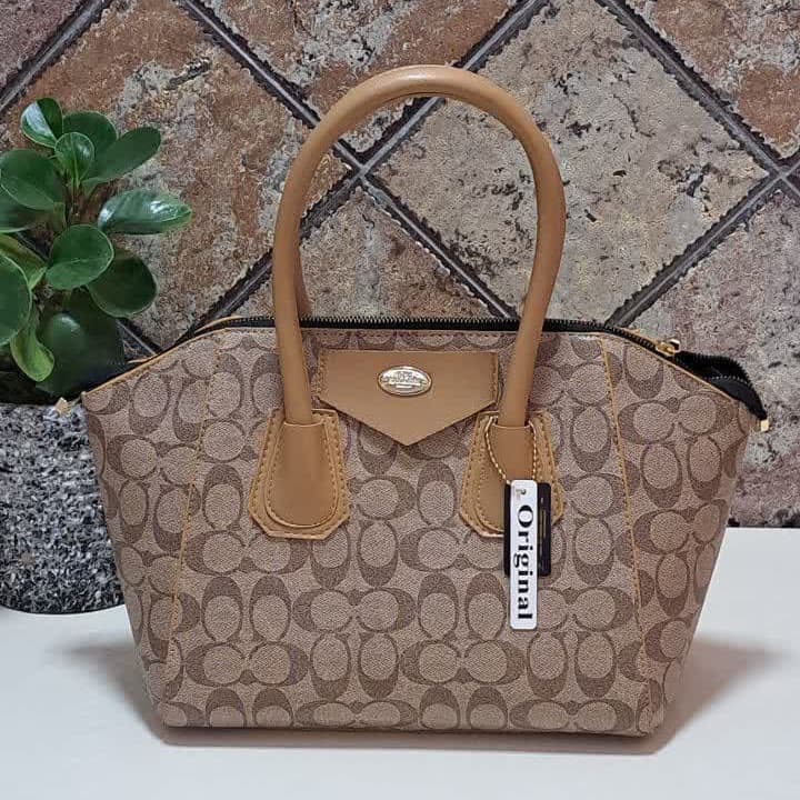 کیف زنانه طرح مارک COACH کد 176 — تصویر ۴