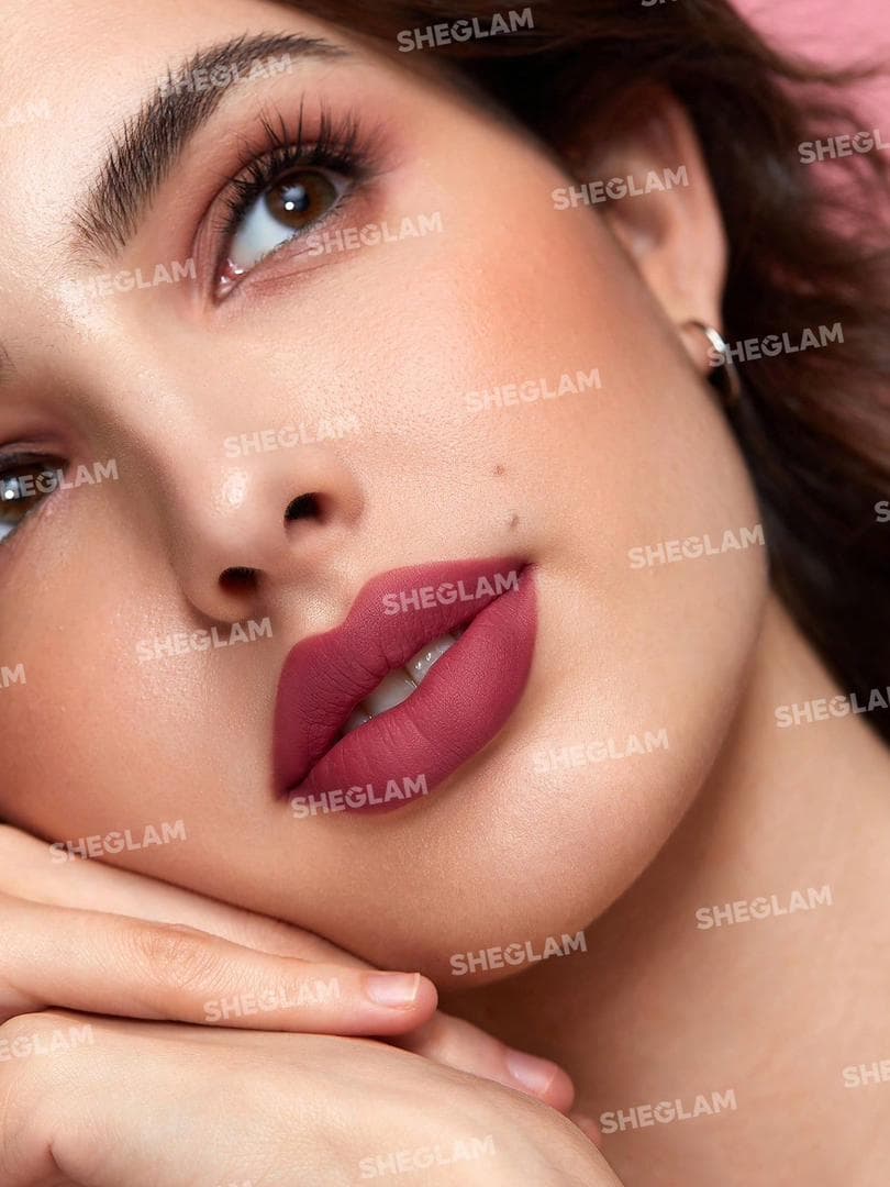 رژ لب مات مدل MATTE ALLURE رنگ Wedding — تصویر ۴