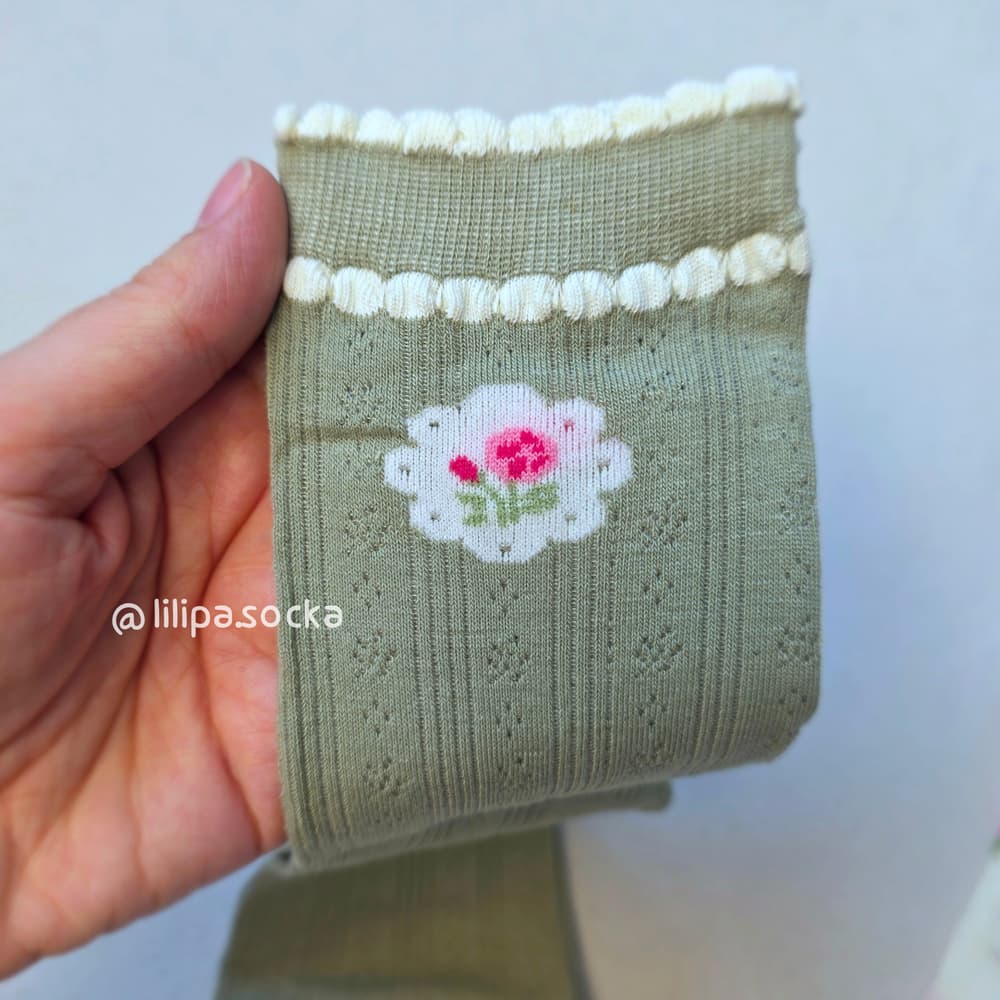 جوراب نیمساق فانتزی گل شیشهای نخی زنانه – تکی و پک 3 تایی — تصویر ۱۱