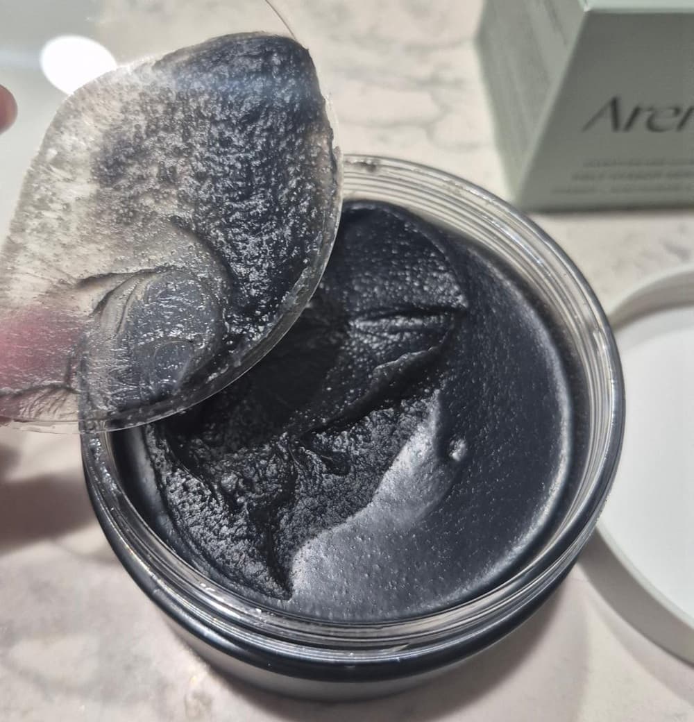 اسکراب ابری بدن و پوست سر آرنسیا رایحه چای سیاه و یوزو — تصویر ۷