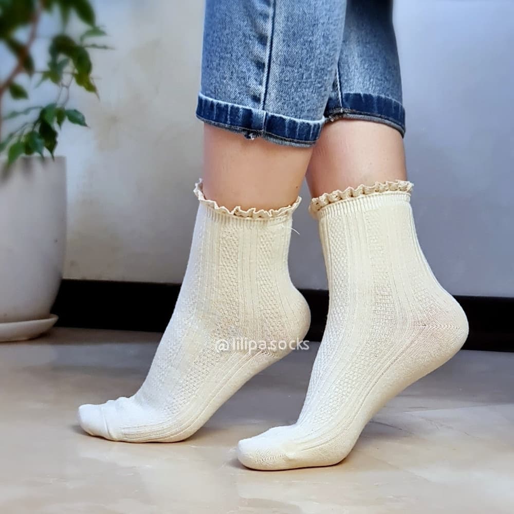 جوراب نیمساق رنگ پاستیلی لب گیپوری پنبه‌ای زنانه — تصویر ۶