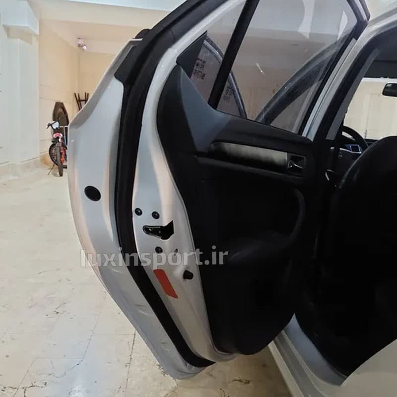 برچسب شبرنگ هشدار باز بودن درب خودرو – بسته 4 عددی — تصویر ۴