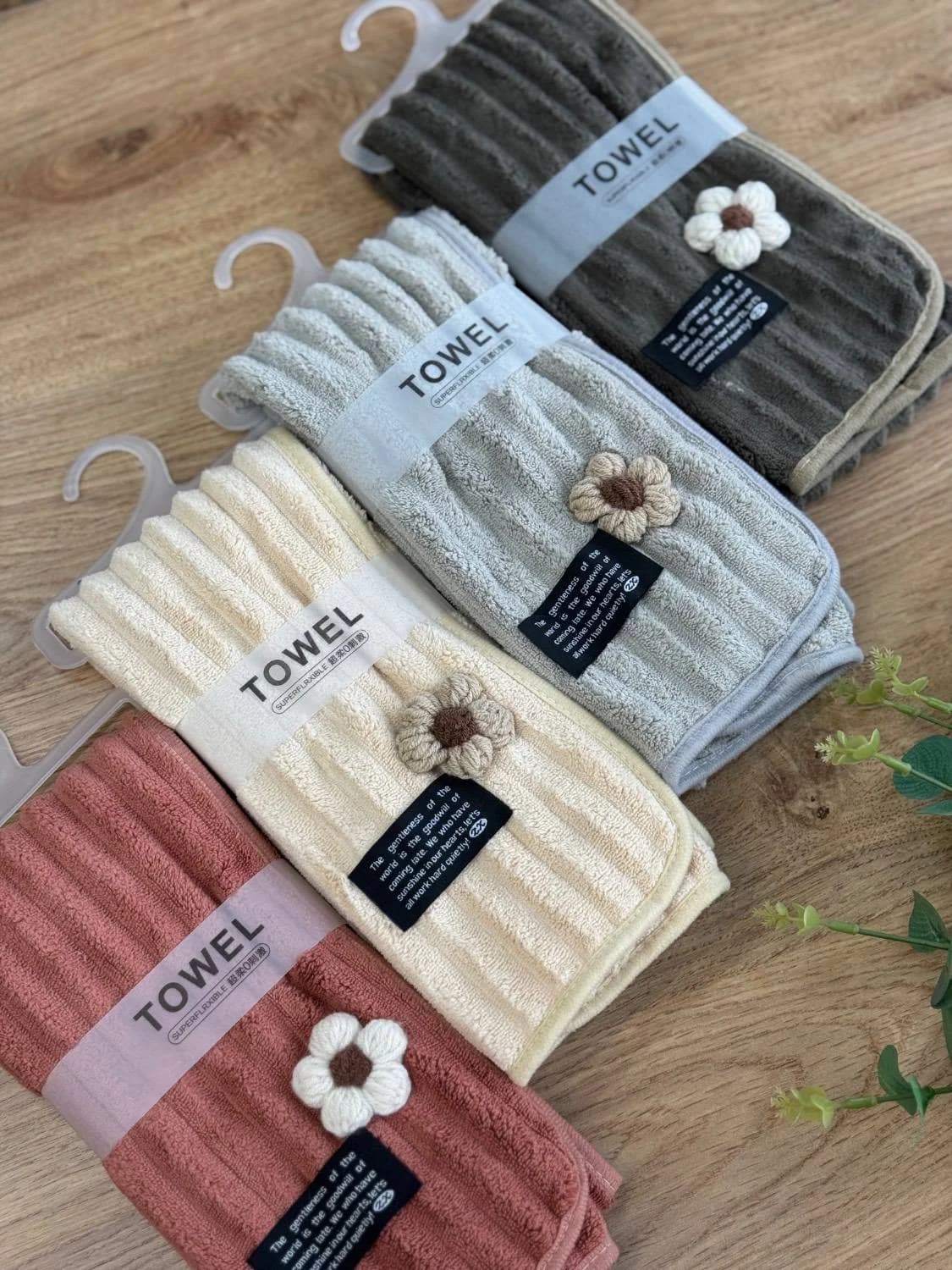 حوله برند TOWEL طرح گل وارداتی