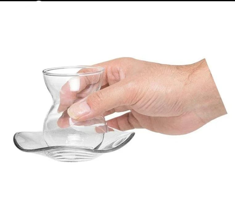 فنجان کمرباریک و نعلبکی دانتل پاشاباغچه — تصویر ۶