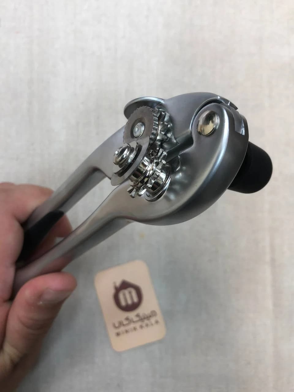 درب بازکن کنسرو استیل شنگیا | استحکام، تیزی و طراحی حرفه‌ای در یک ابزار ✨🔪 — تصویر ۵
