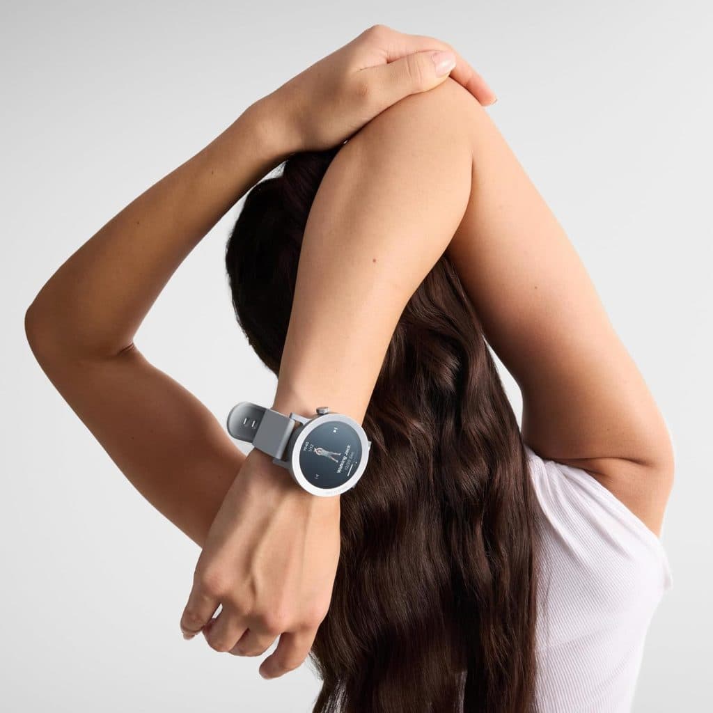 ساعت هوشمند ناتینگ سی‌ام‌اف مدل CMF Watch Pro 2 — تصویر ۴
