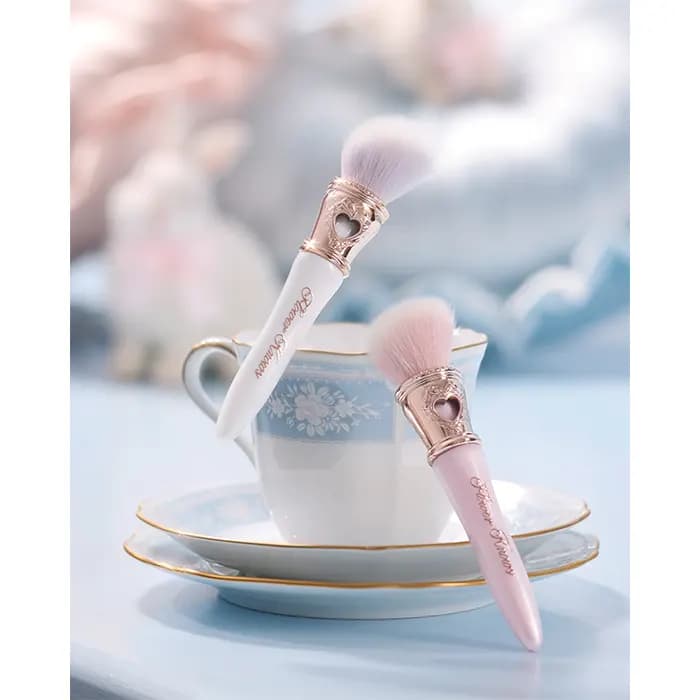 براش رژ گونه فلاور نوز مدل Bunny Garden — تصویر ۳