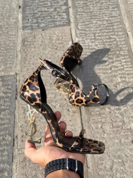 کفش پاشنه دار 10 سانت مدل ایوسن لورن مچی — تصویر ۳