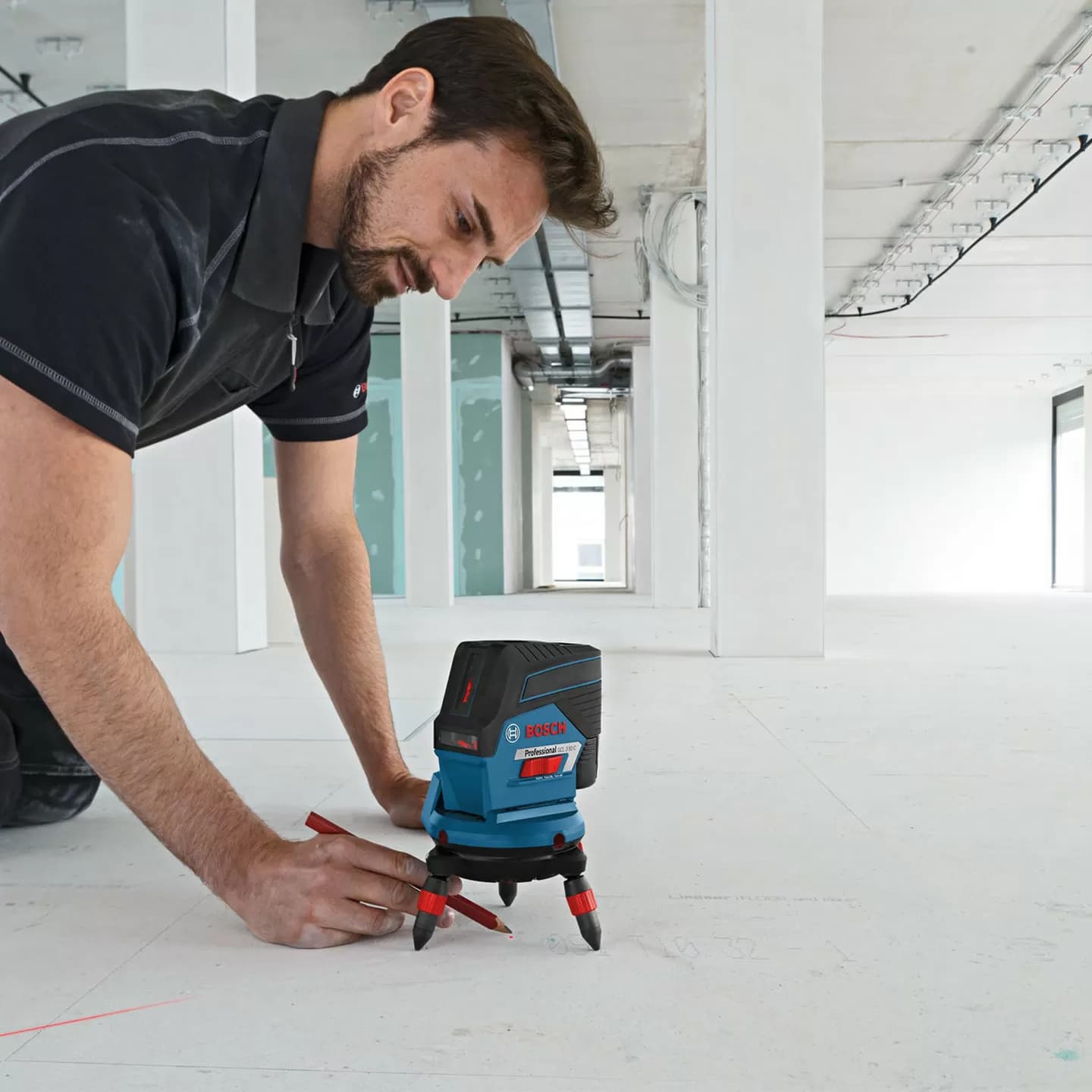 تراز لیزری بوش با پایه چرخشی Bosch GCL-2-50 C Professional Combi Laser+RM2 — تصویر ۸