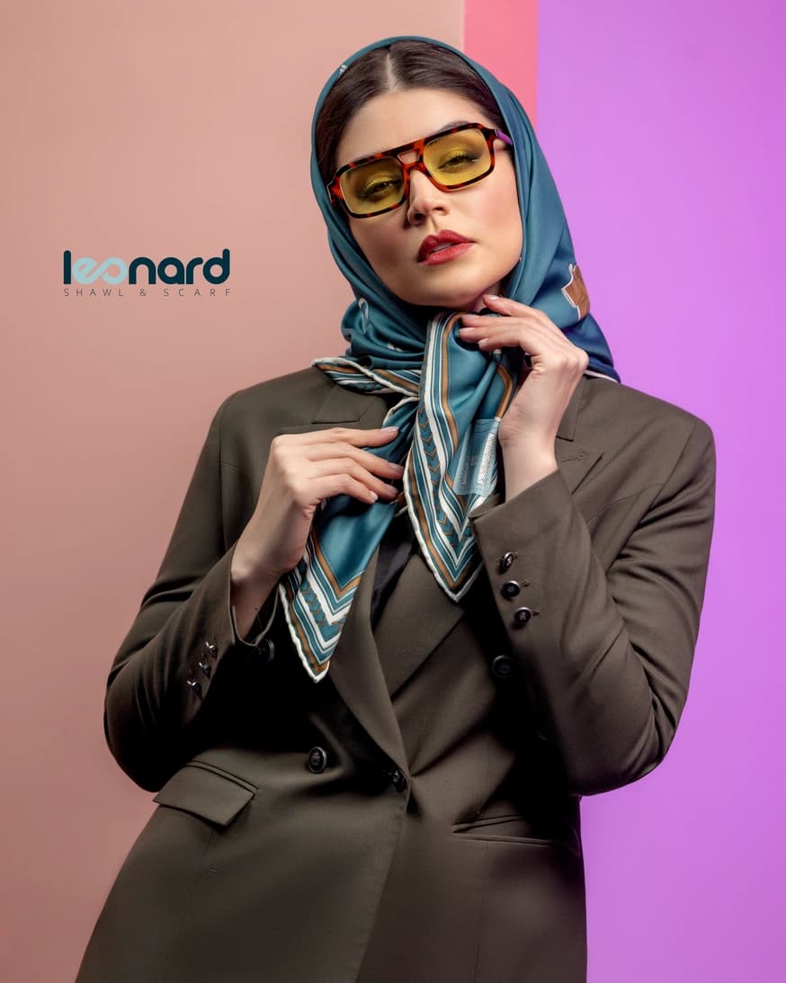 روسری ابریشم توییل 2237 — تصویر ۵