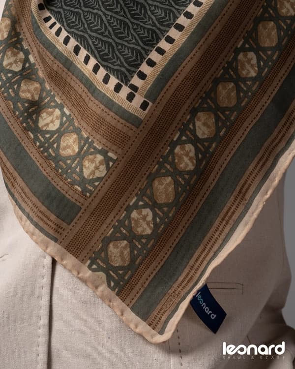 روسری نخی راه راه 2243 — تصویر ۵