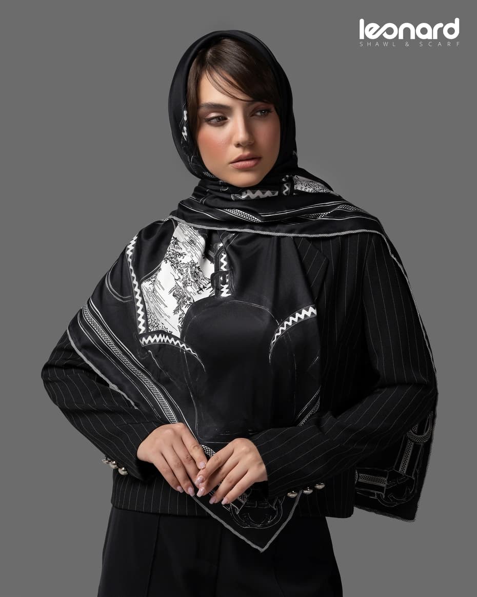 روسری ابریشم توییل سفید مشکیRBW2 — تصویر ۳
