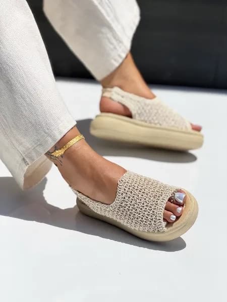 صندل زنانه عربی مدل بافتی — تصویر ۵