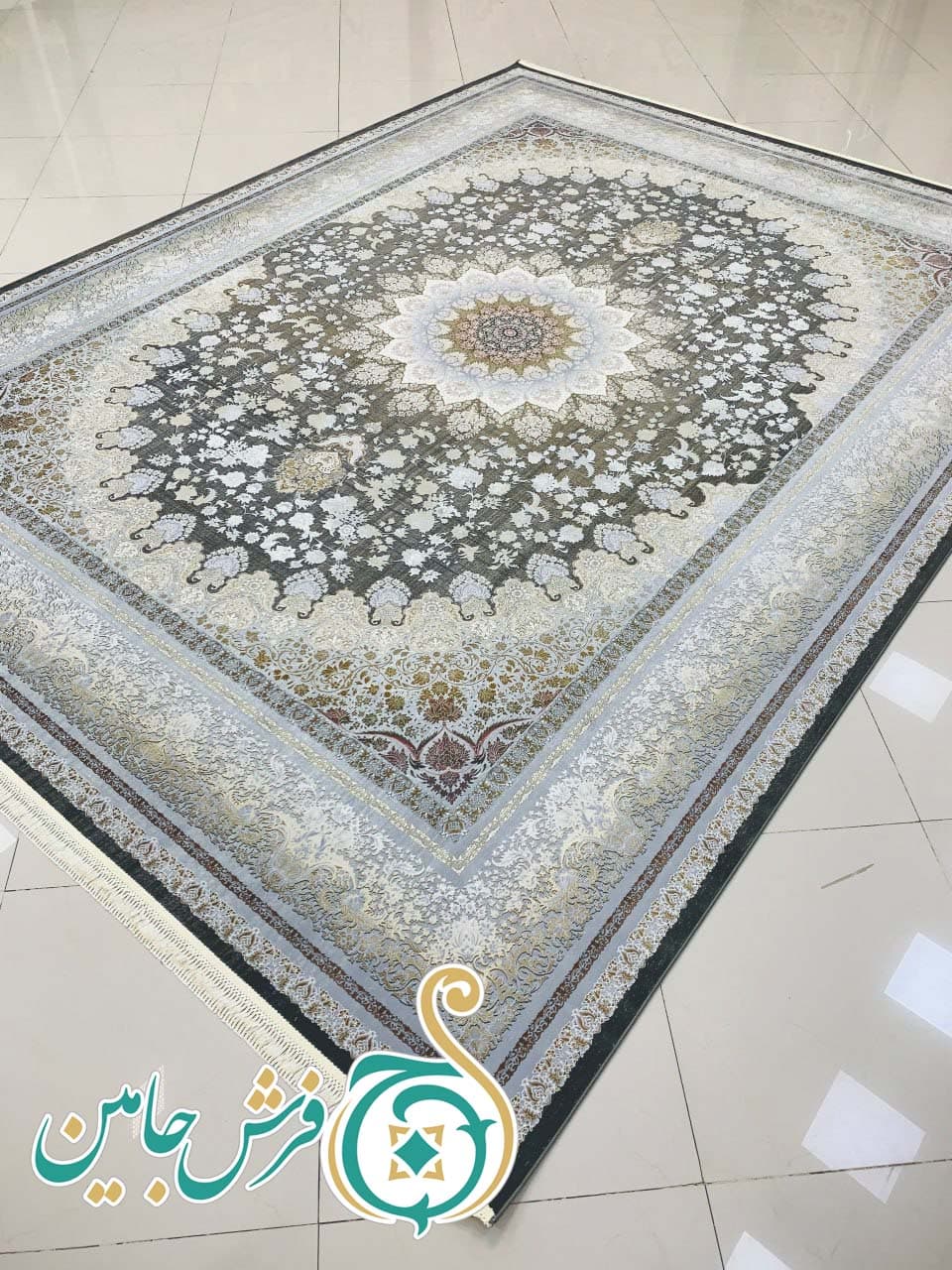 فرش 1700 شانه تراکم 5100 بدون برجستگی طرح دیانا ذغالی ده رنگ — تصویر ۴