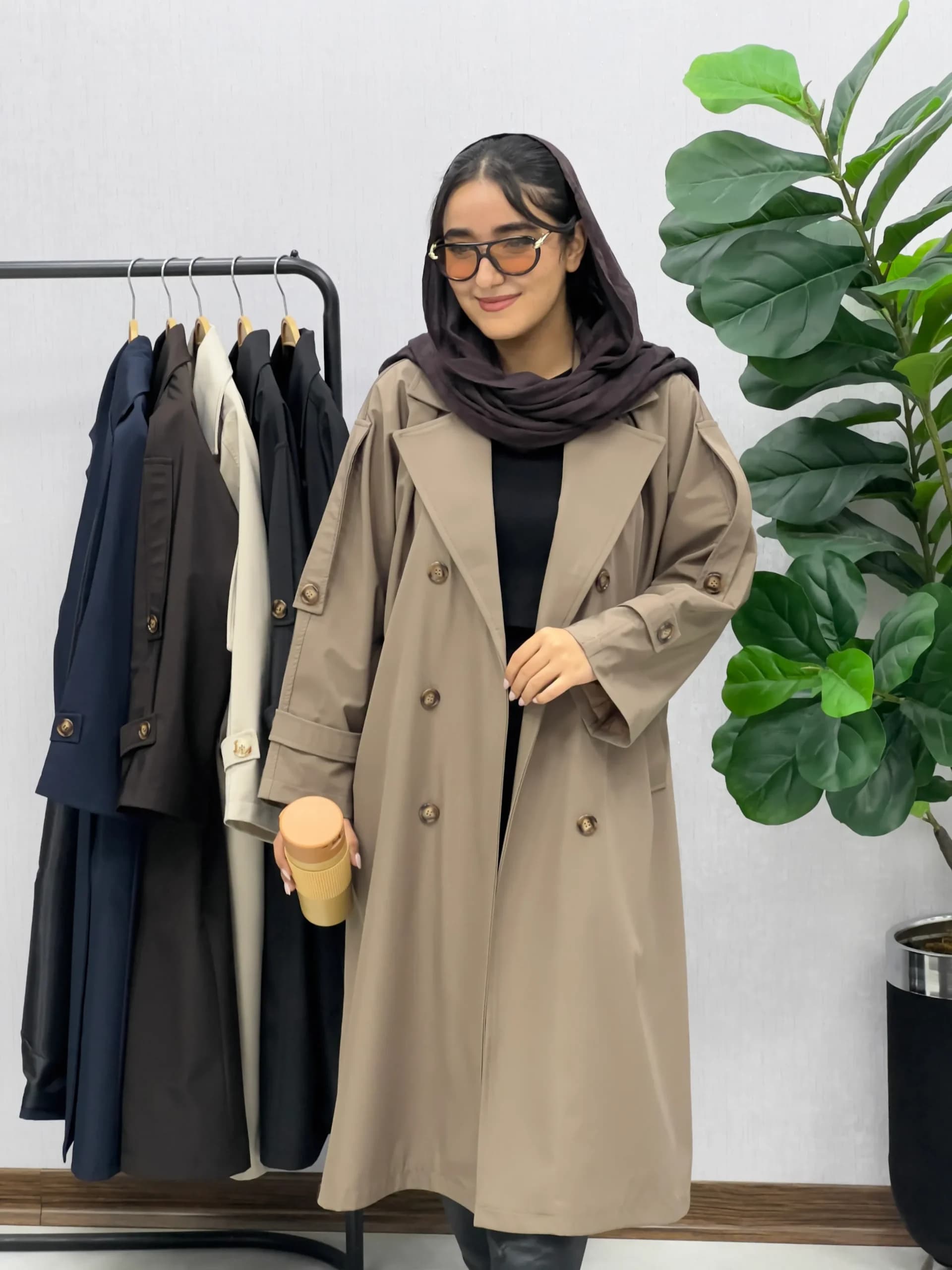 بارونی بلند برفا — تصویر ۵