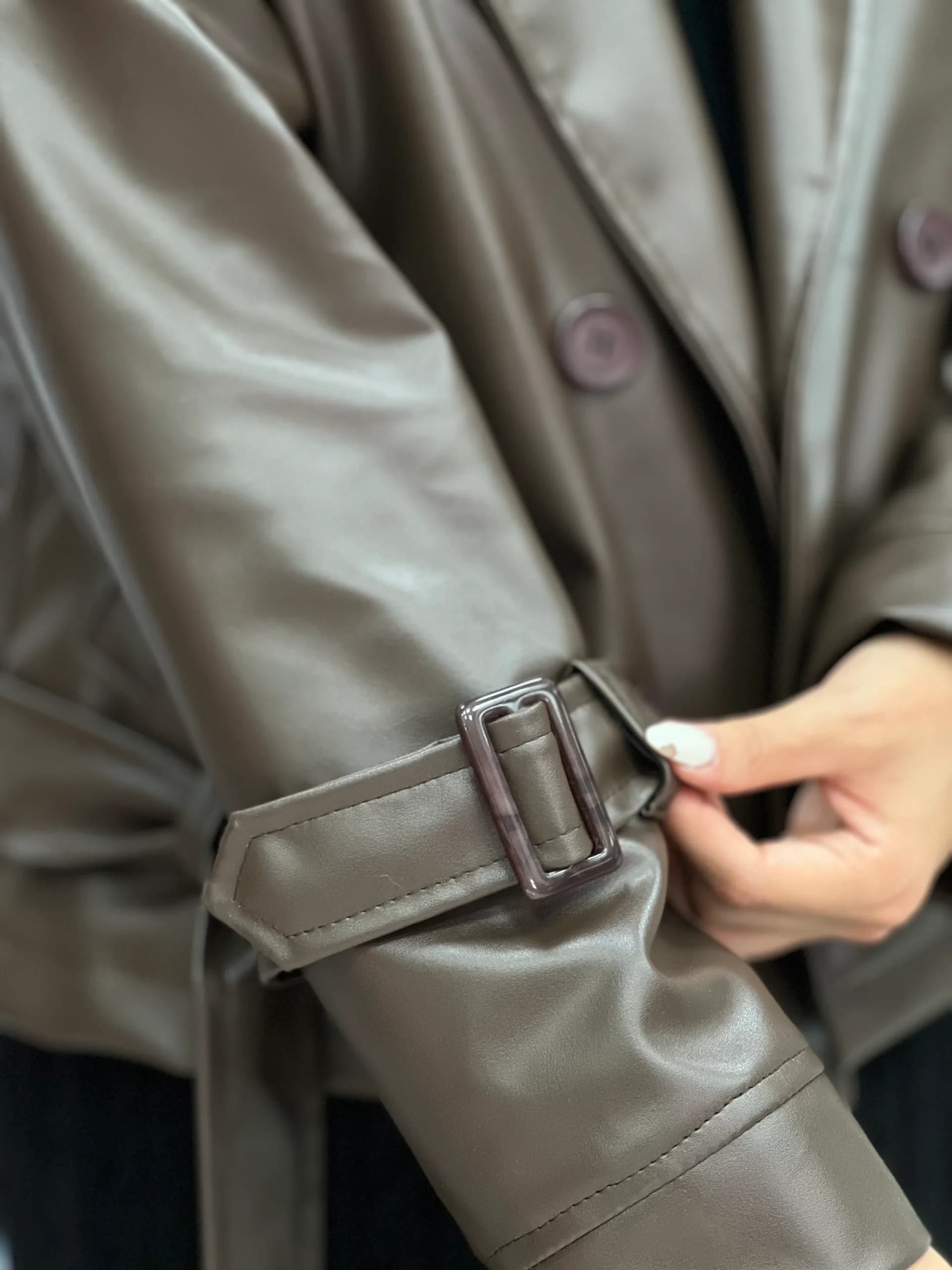 نیم تنه چرم دنیا — تصویر ۷