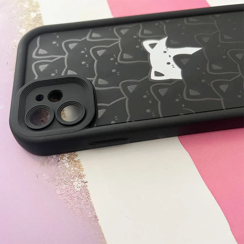 قاب گوشی iPhone 11 آیفون سولید طرح گربه کد 770 — تصویر ۲