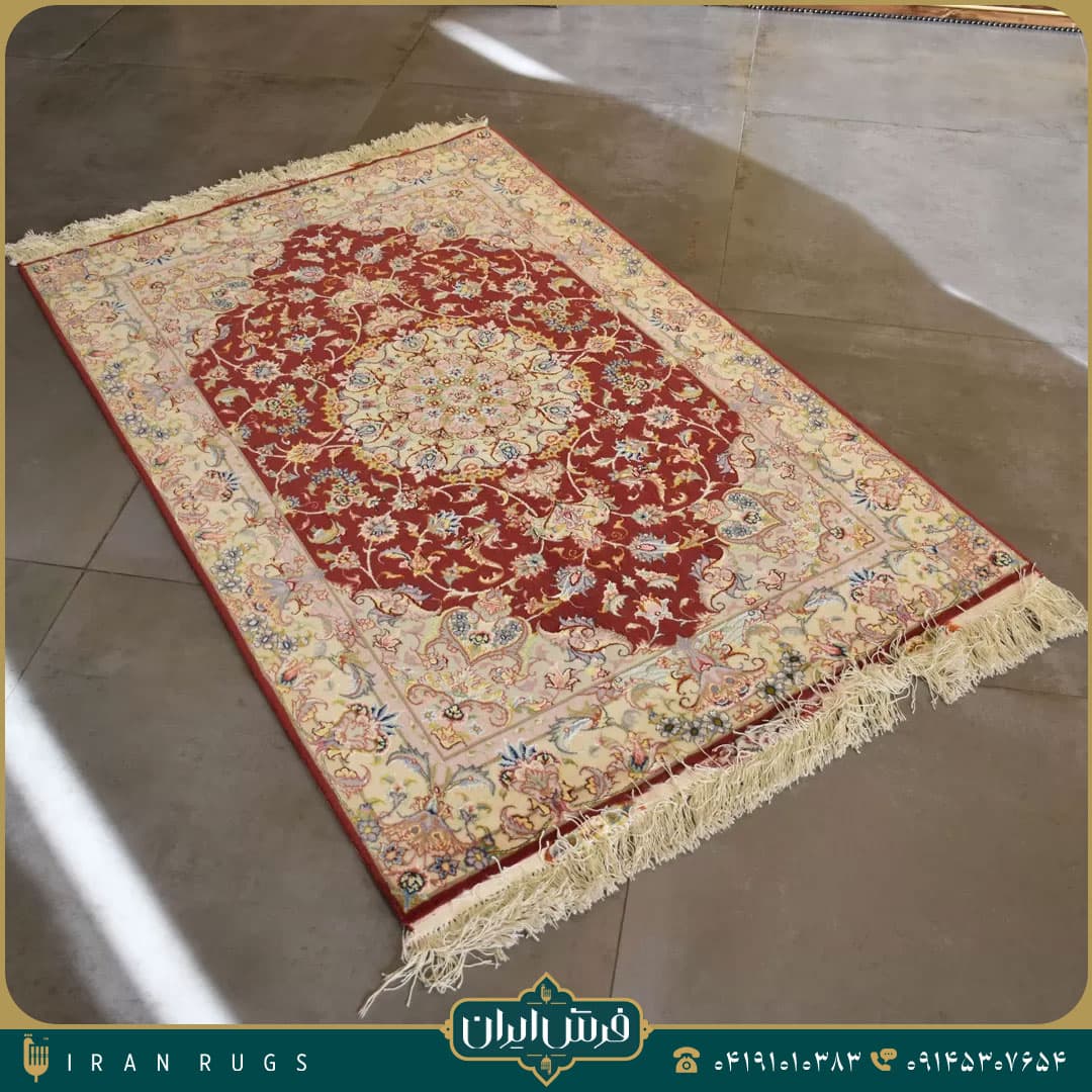 خرید فرش دستباف 1.5 متری نقش اولیا پیازی و زرشکی — تصویر ۶