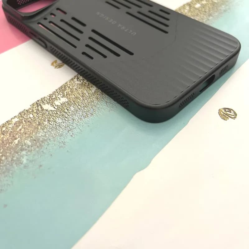قاب گوشی iPhone 13 / iPhone 14 آیفون طرح Ultra Design با خوشبو کننده کد ۱۰۱۲ — تصویر ۴