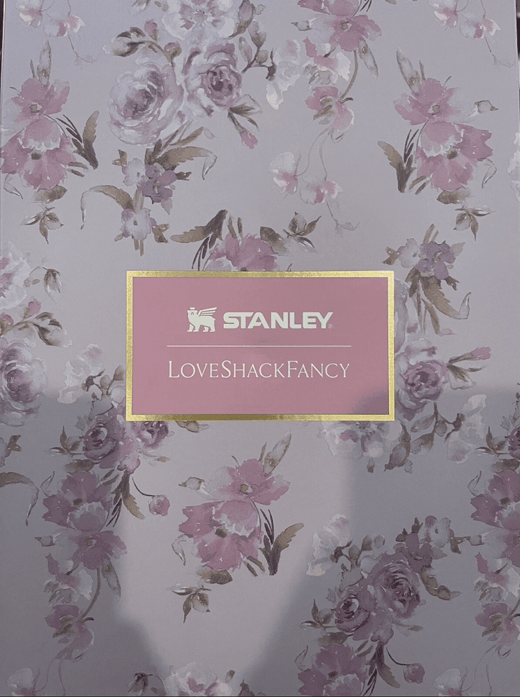 ماگ استنلی دوجداره و نی دار 1.18 لیتر مدل Happy Thoughts / Stanley x LoveShackFancy QUENCHER 40oz Tumbler / Limited Collection — تصویر ۴