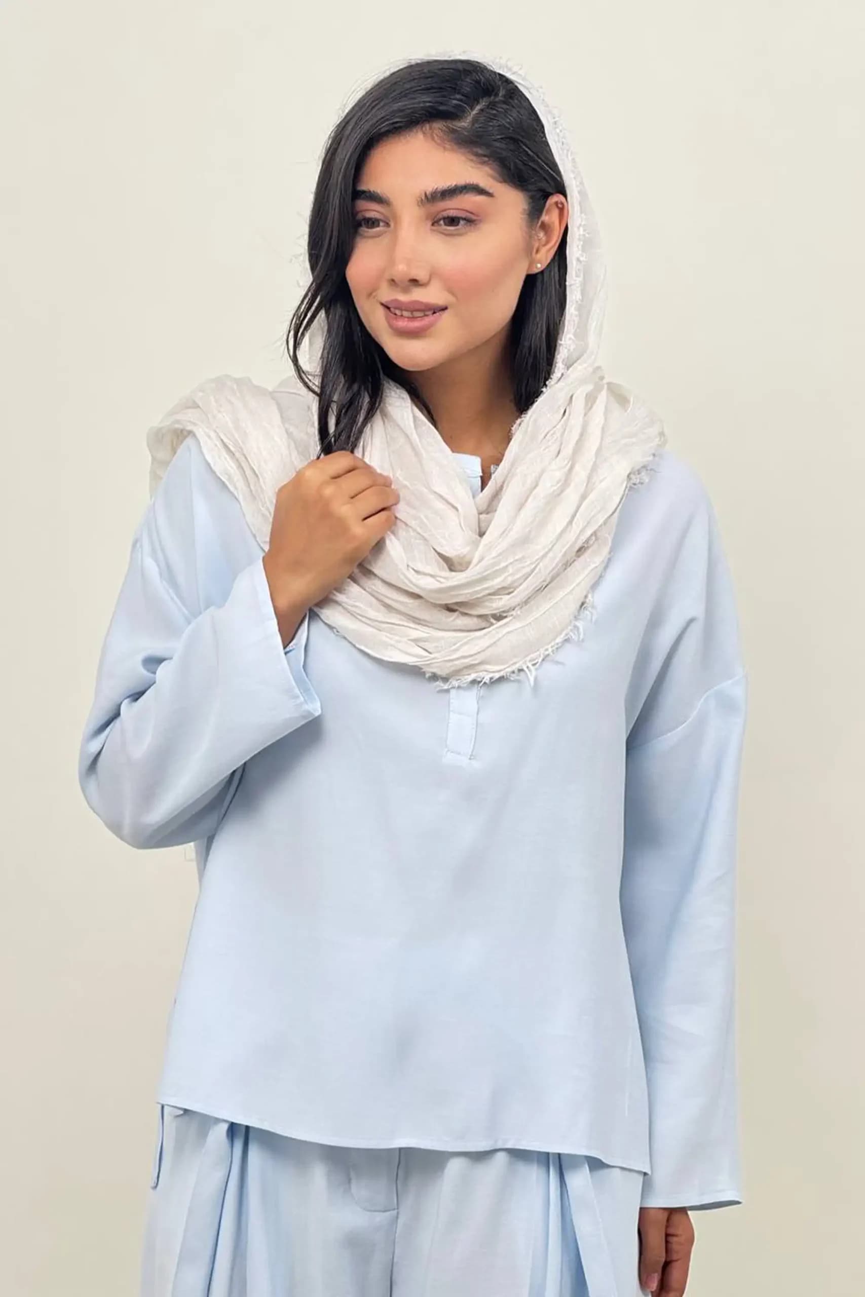 شومیز زنانه کجراه جلو بسته دو دکمه — تصویر ۵
