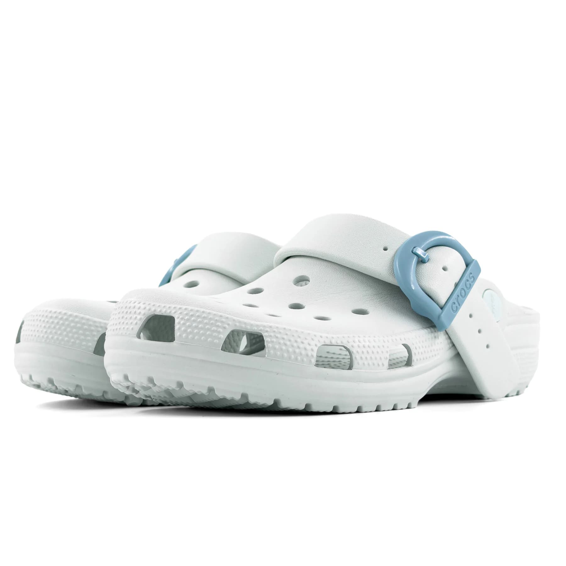 کراکس باکل سفید آبی زنانه | Crocs Buckle Clog — تصویر ۱۲