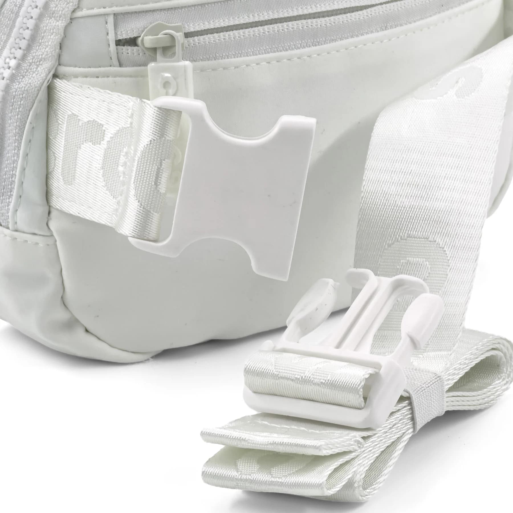 کیف کراکس کمری سفید | Crocs Crossbody Bag — تصویر ۷