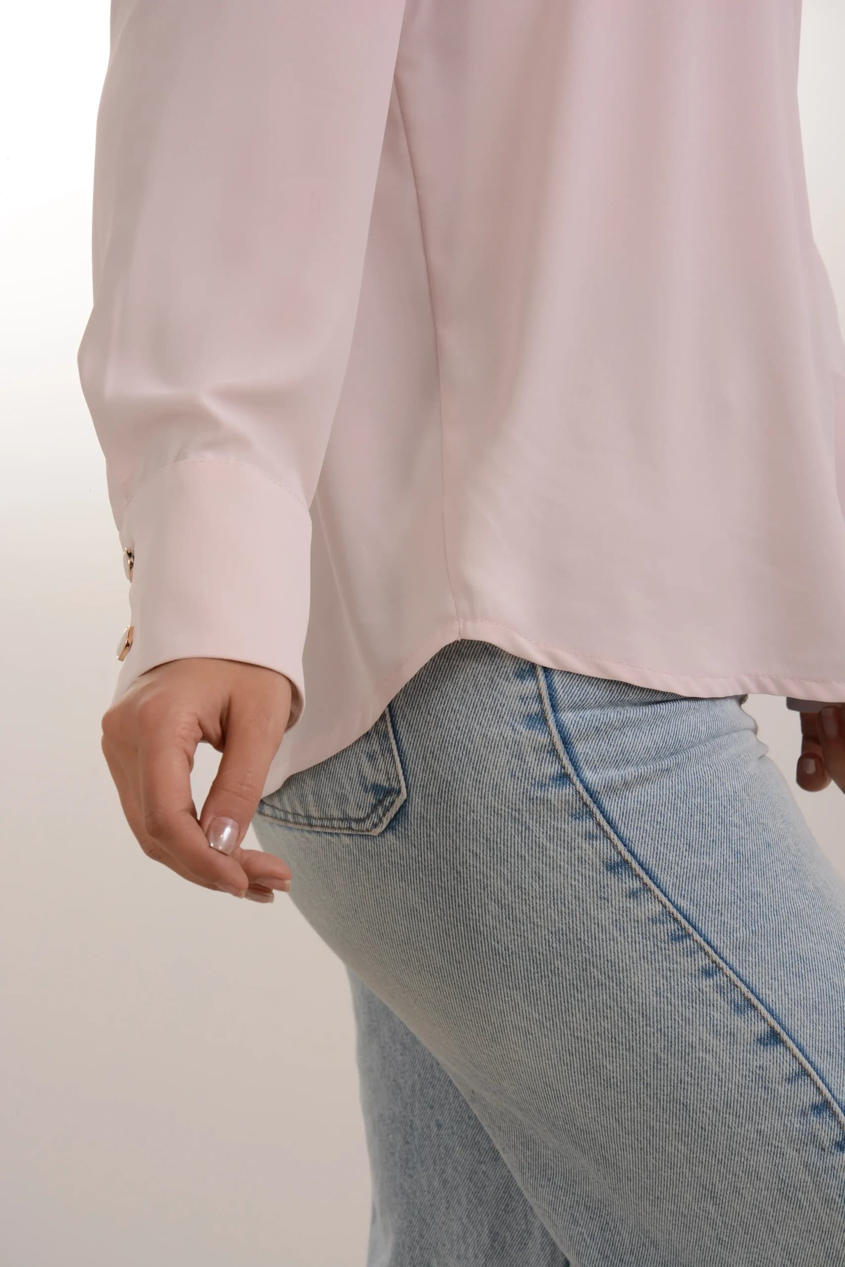 پلوشرت شومیز جلو بسته یقه شکاری — تصویر ۵
