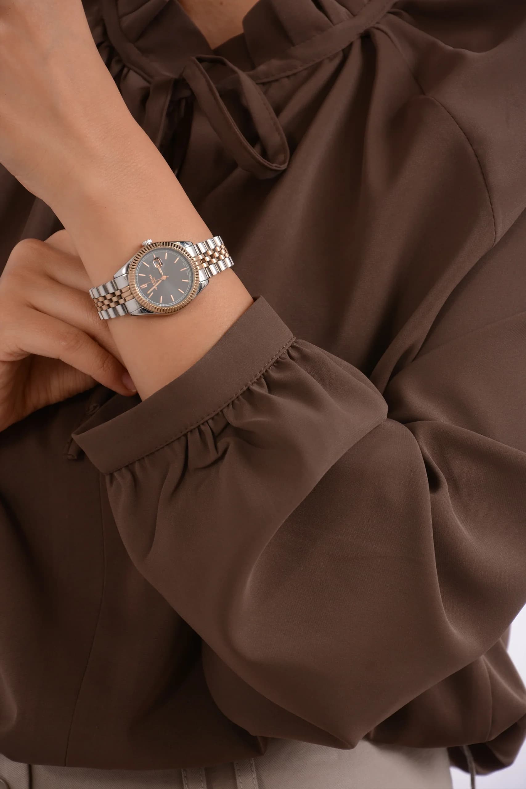 شومیز آستین رگلان یقه چین — تصویر ۴