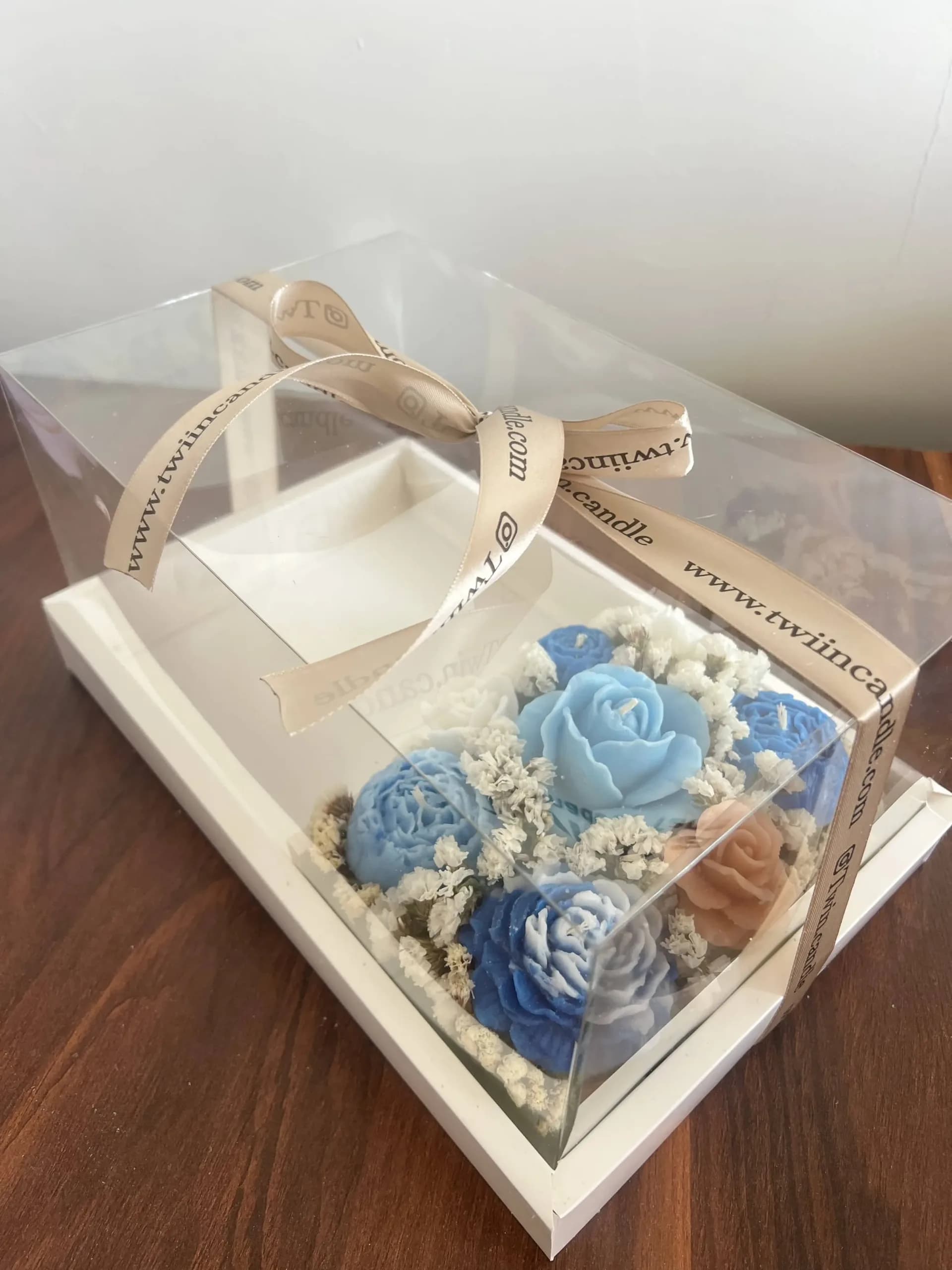 باکس blue شمع گل و کیک طلقی — تصویر ۷