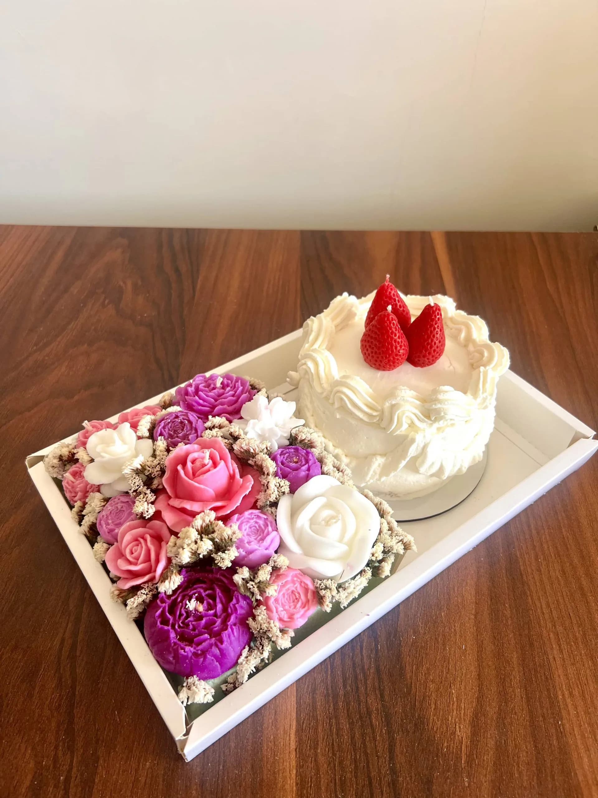 باکس alina شمع گل و کیک طلقی — تصویر ۳