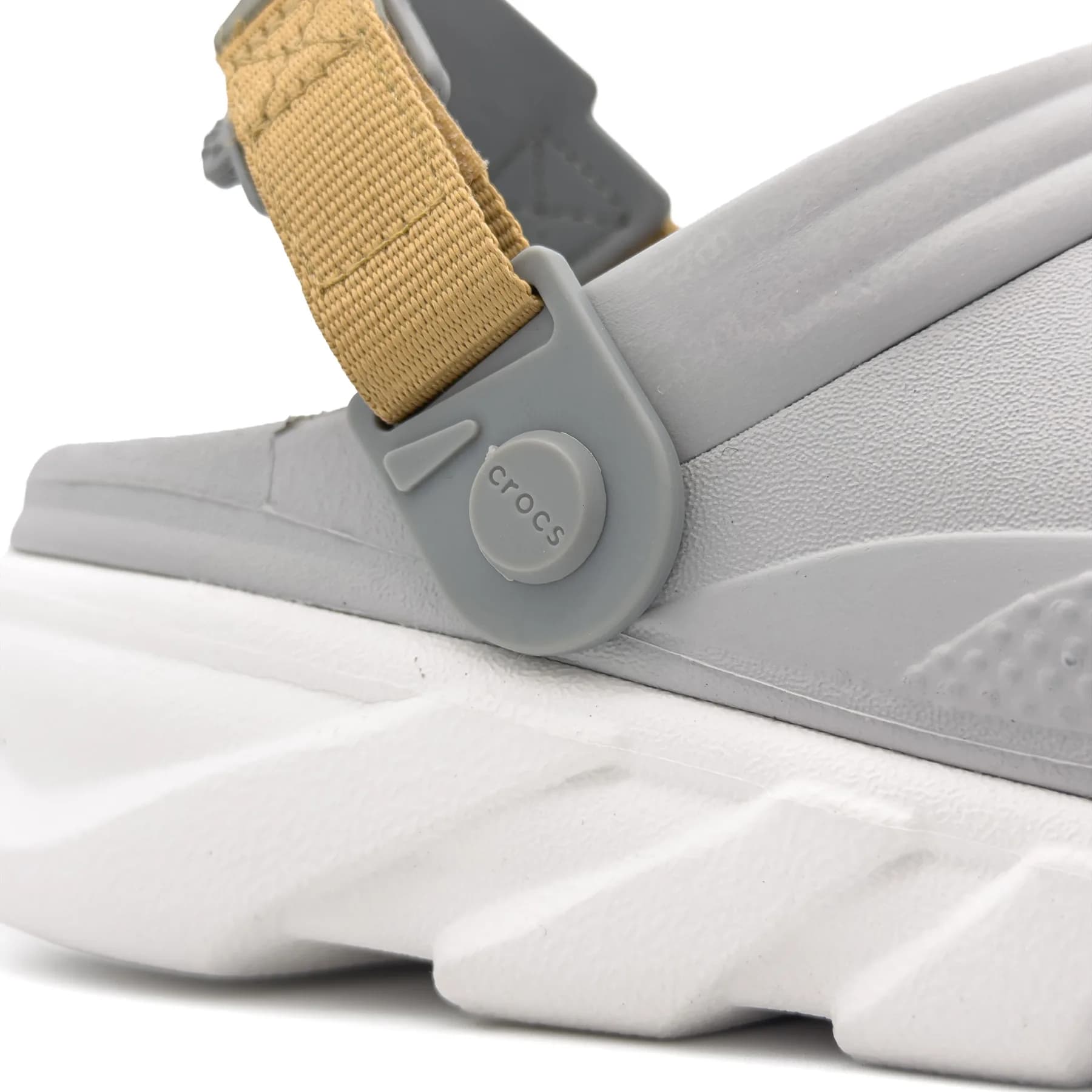 کراکس دوت مکس طوسی روشن سفید اورجینال | Crocs Duet Max — تصویر ۱۰