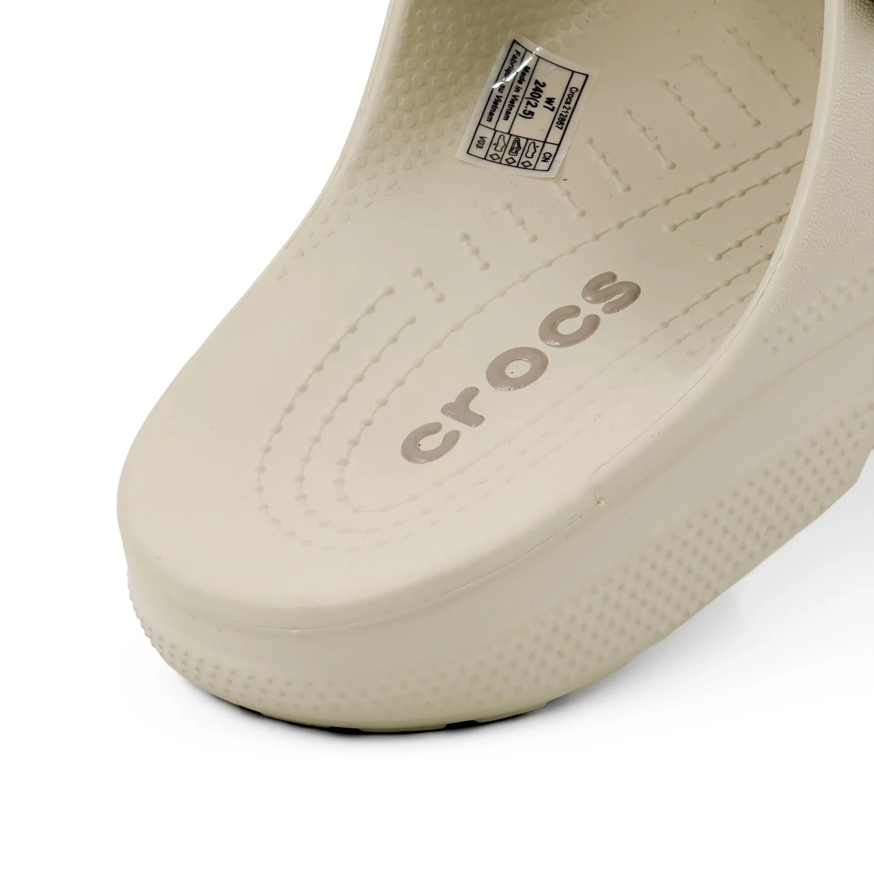 صندل کراکس باکل کرم زنانه | Crocs Buckle Sandal — تصویر ۴
