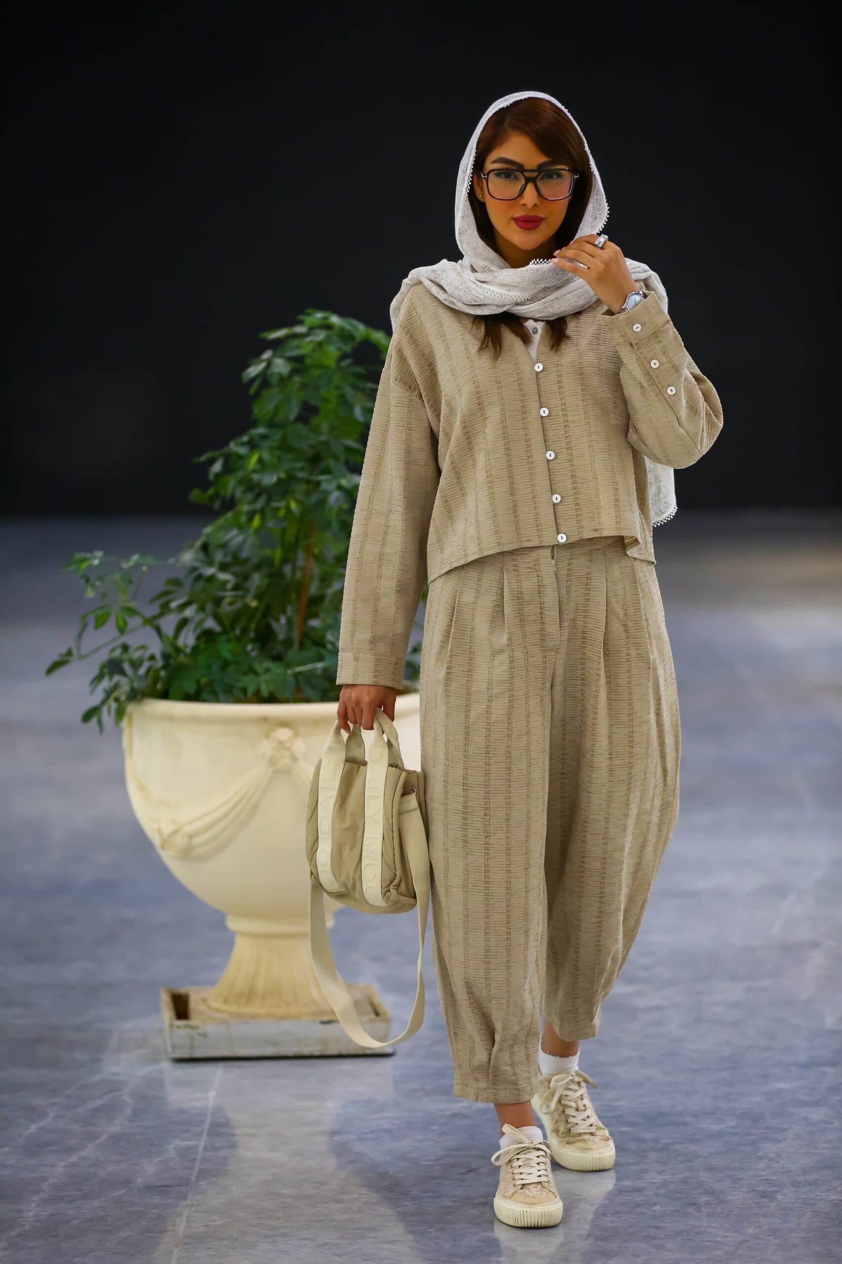شلوار زنانه شنل مچ پیلی — تصویر ۶