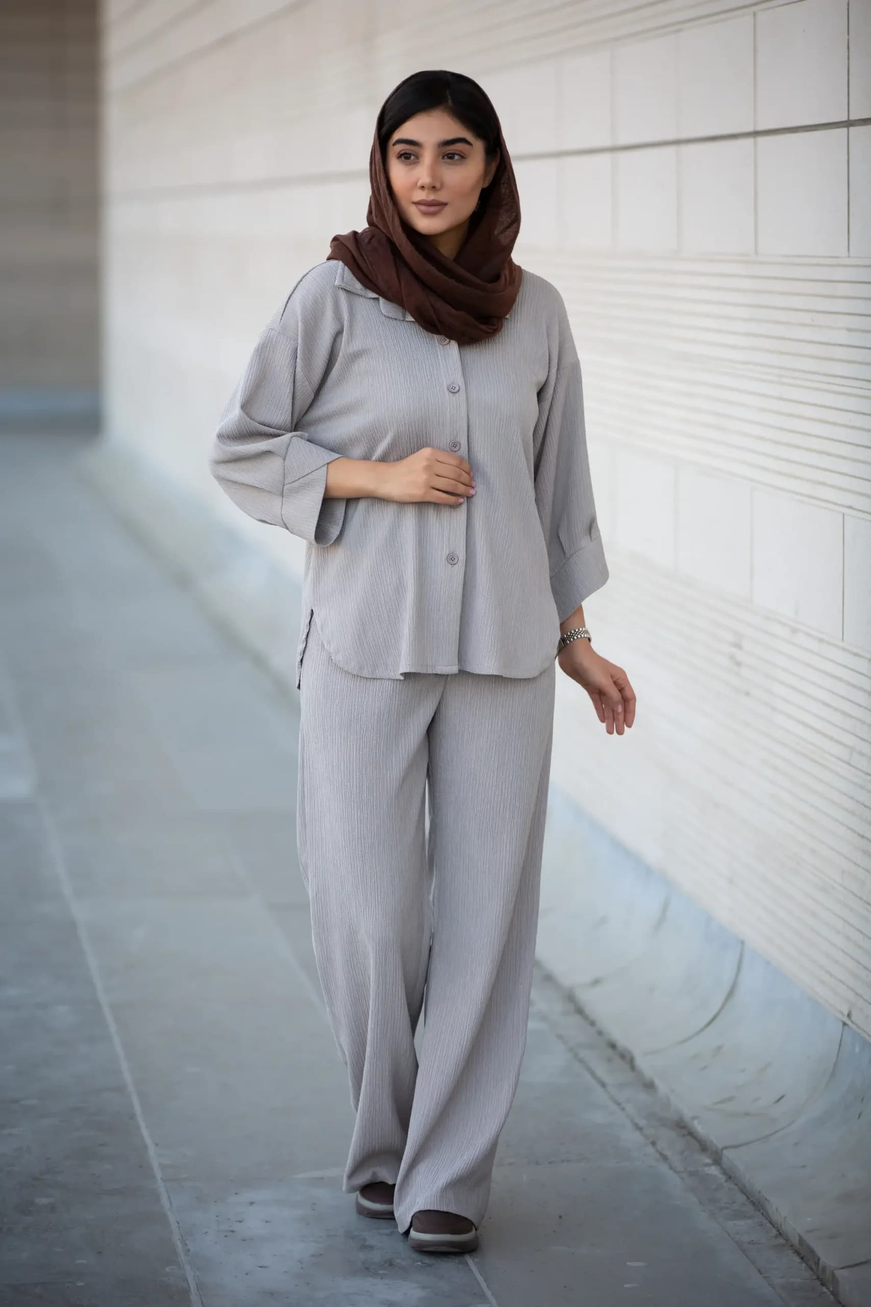 شومیز کمربند چرم لونا — تصویر ۵