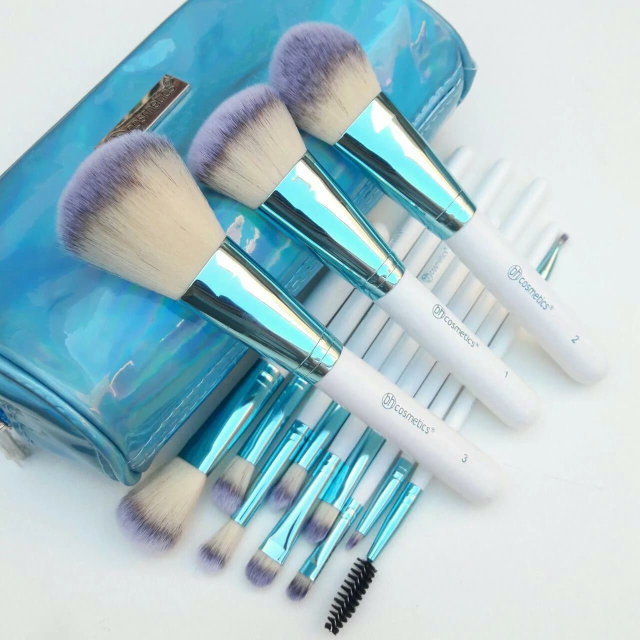 ست براش هلوگرامی بی اچ کازمتیک BH Cosmetics (12 عددی با کیف)