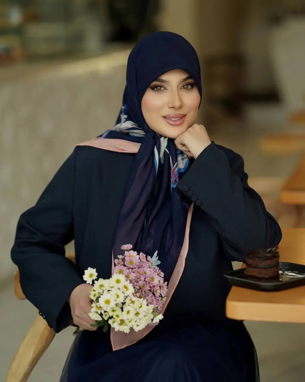 روسری حریر تابستانه سایز 120 خنک کد 388