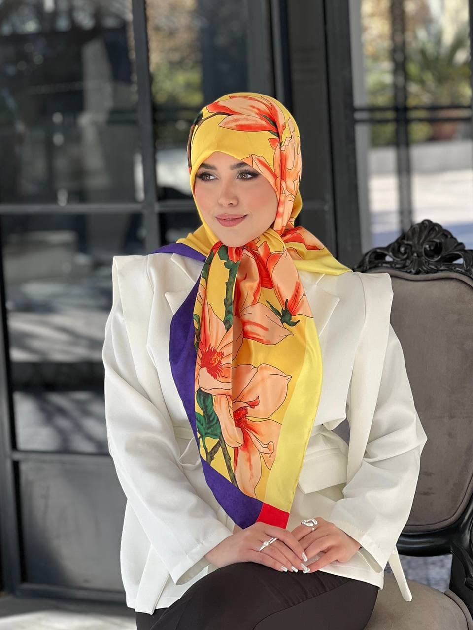 روسری ابریشم ساتن گلدار سایز 125 کد 343 — تصویر ۹