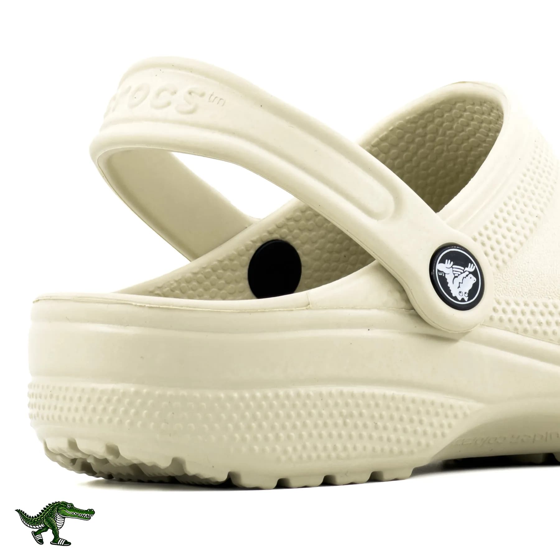 کراکس کلاسیک کرم استخوانی | Crocs Classic Clog — تصویر ۷