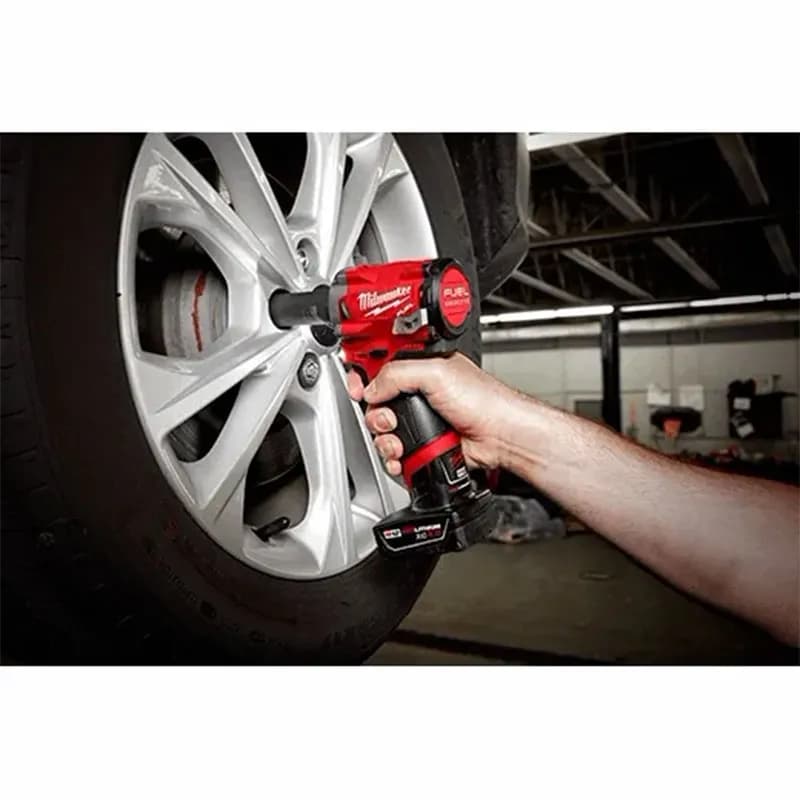 بکس شارژی 12 ولت میلواکی مدل Milwaukee 2555-22 — تصویر ۴