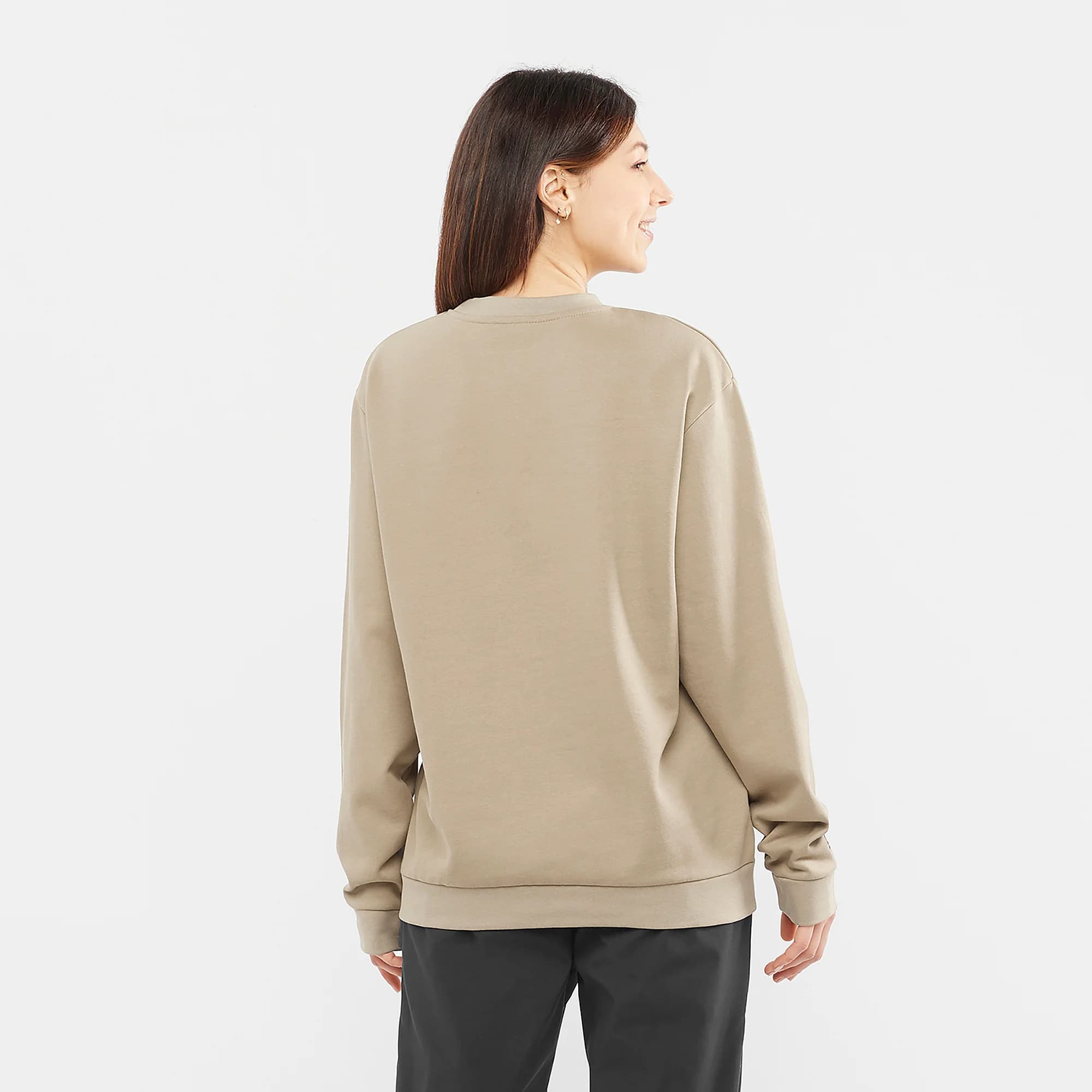 بلوز زمستانی سالامون / SALOMON – مدل Outlife Sweat / خاکی — تصویر ۷
