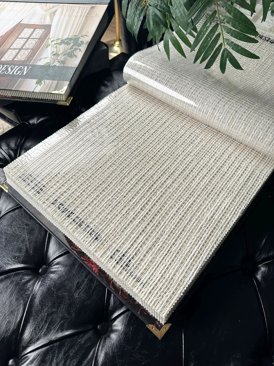 پرده تور پرز دار شیری (مناسب دکوراسیون اسپرت) — تصویر ۶